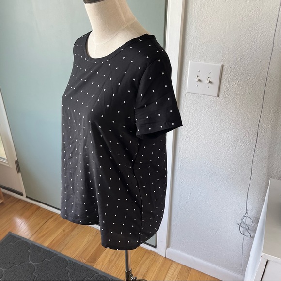 Old Navy blouse - Picture 1 of 4